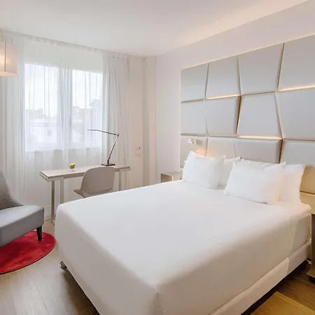 Nh Collection Centro 4*