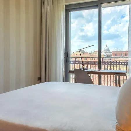 Nh Collection Centro Otel 4*