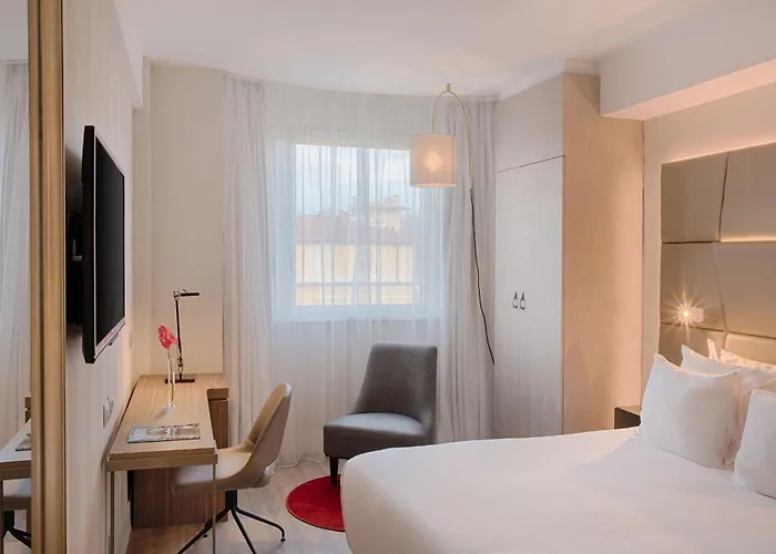 Nh Collection Centro Hotel